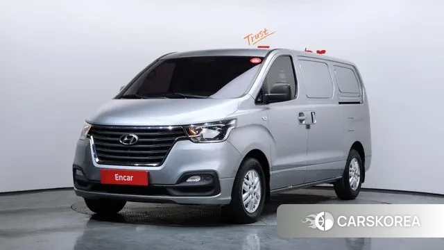 Hyundai The New Grand Starex 2018 Серебристо-серый из Кореи