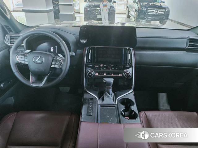 Lexus LX 2025 Черный из Китая