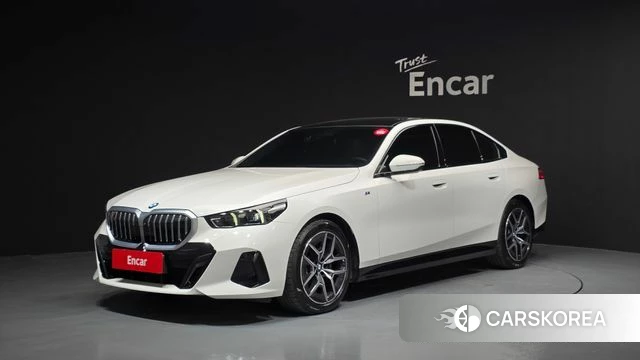 BMW 5 Series (G60) 2024 Белый из Кореи