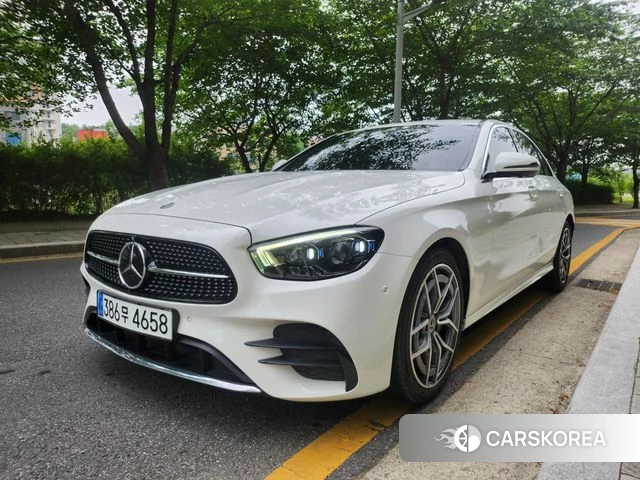 Mercedes-Benz E-Class W213 2020 Белый из Кореи