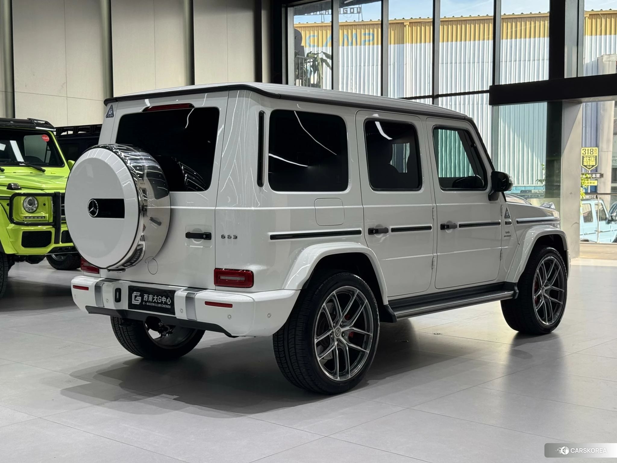 Mercedes-Benz AMG G-Class 2023 Белый из Китая