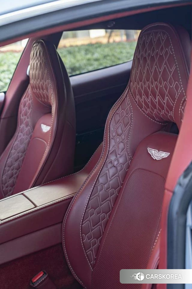 Aston Martin Rapide 2018 Синий из Китая