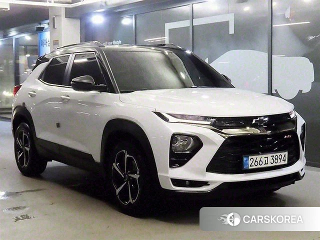 Chevrolet (GM Daewoo) Trailblazer 2023 Белый из Кореи
