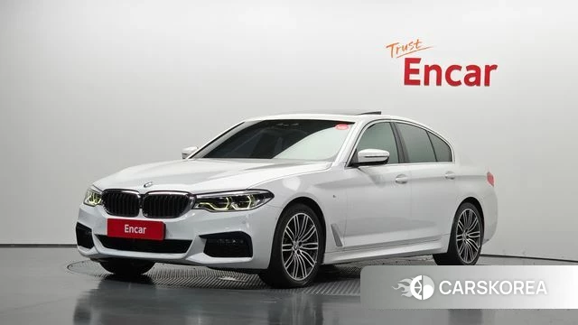 BMW 5 Series (G30) 2019 Белый из Кореи