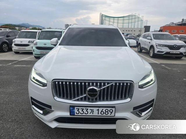 Volvo XC90 second Generation 2023 Белый из Кореи