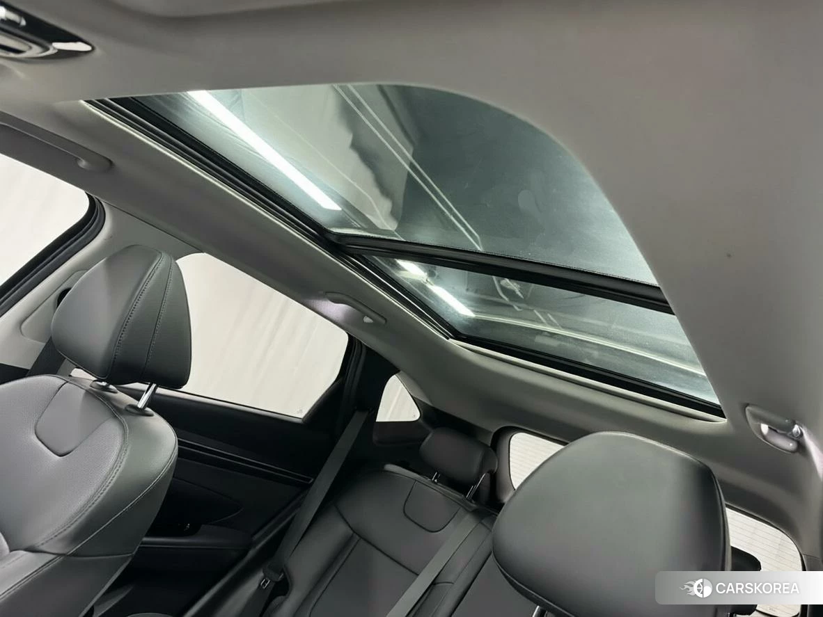 Hyundai Tucson 2021 Темно-серый из Китая
