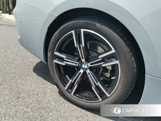 BMW 4 series 2024 Серебристо-серый из Китая