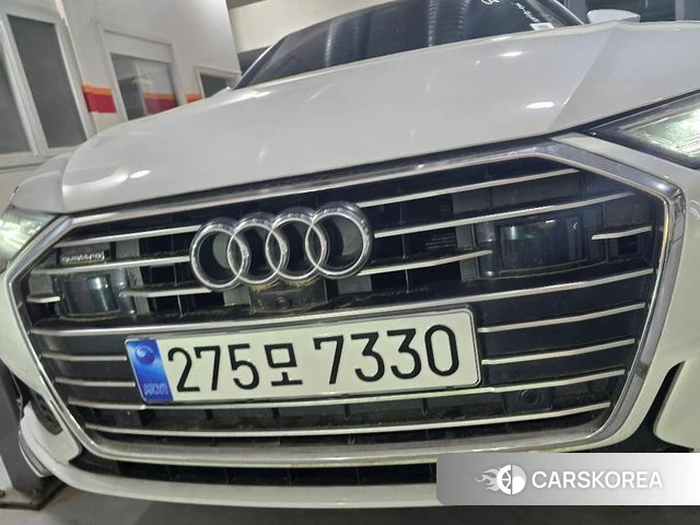 Audi A6 (C8) 2023 Белый из Кореи