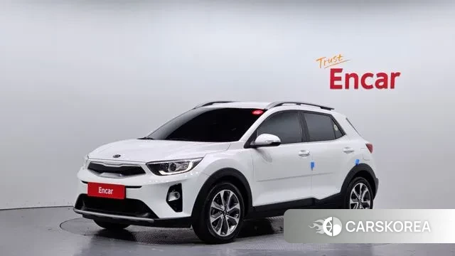 Kia Stonic 2019 Белый из Кореи