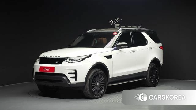 Land Rover Discovery 5 2018 Белый из Кореи