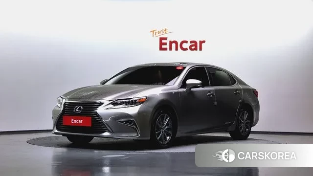 Lexus New ES300h 2018 Серый из Кореи