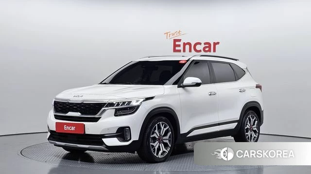 Kia Seltos 2022 Белый из Кореи