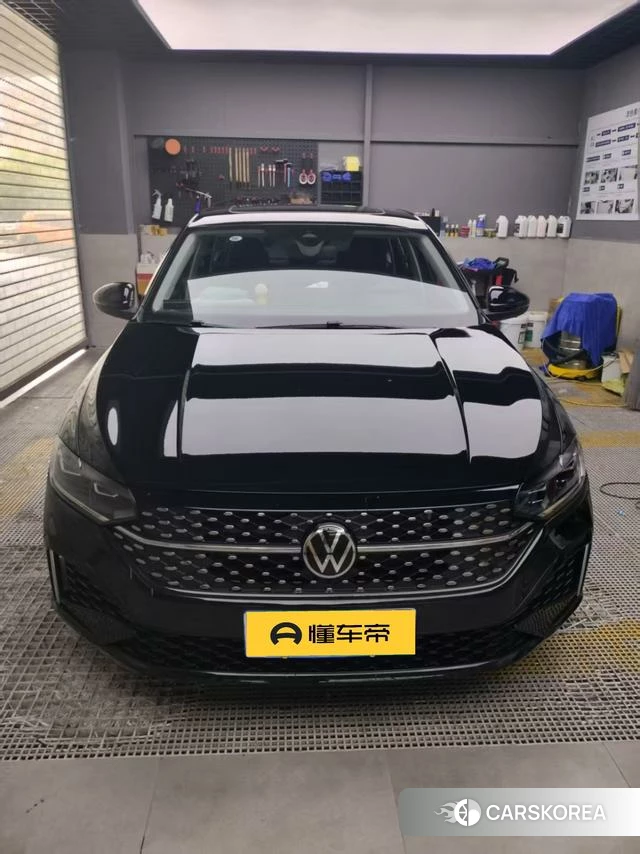 Volkswagen Lavida 2024 Черный из Китая