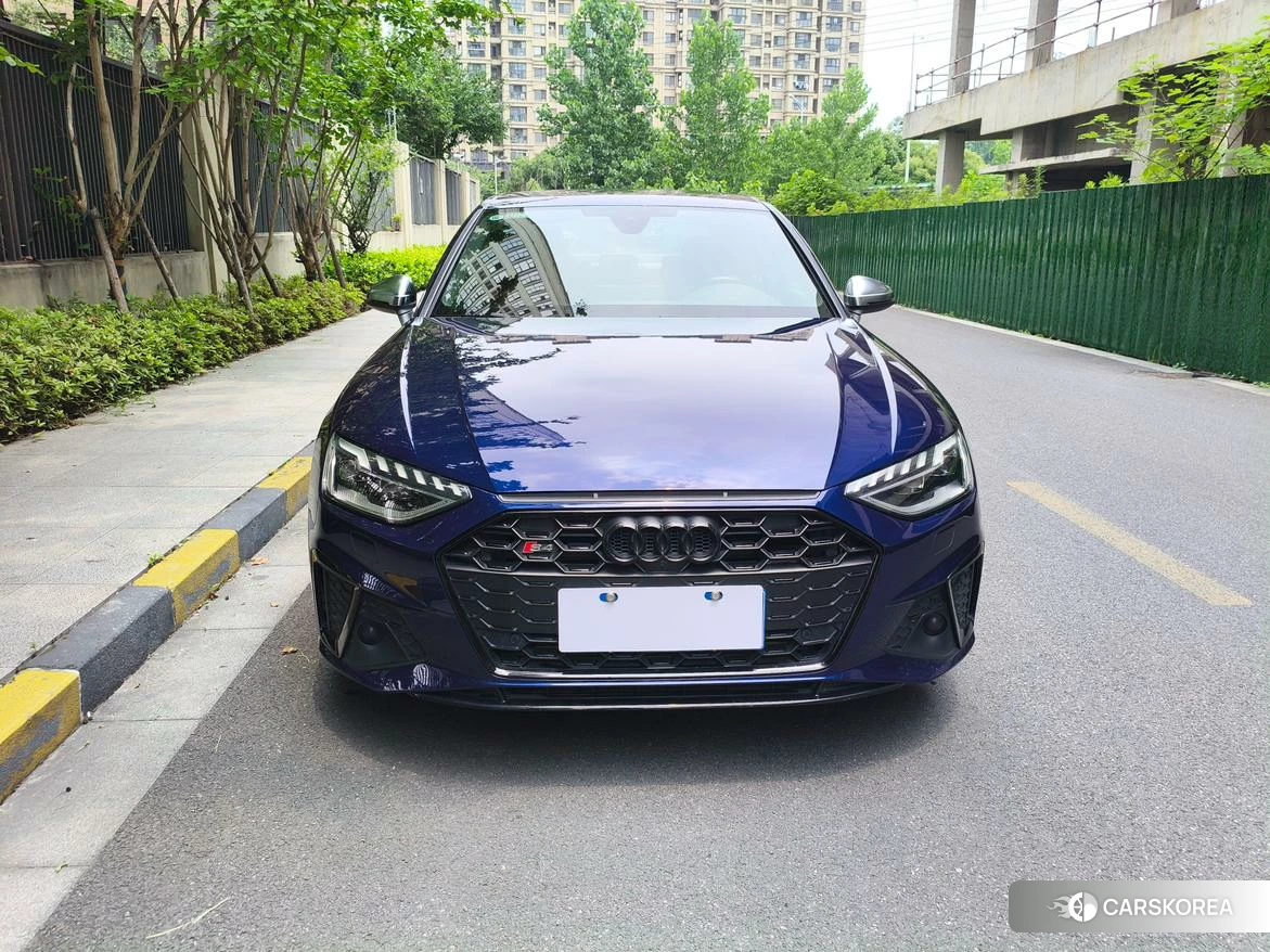 Audi S4 2020 Синий из Китая