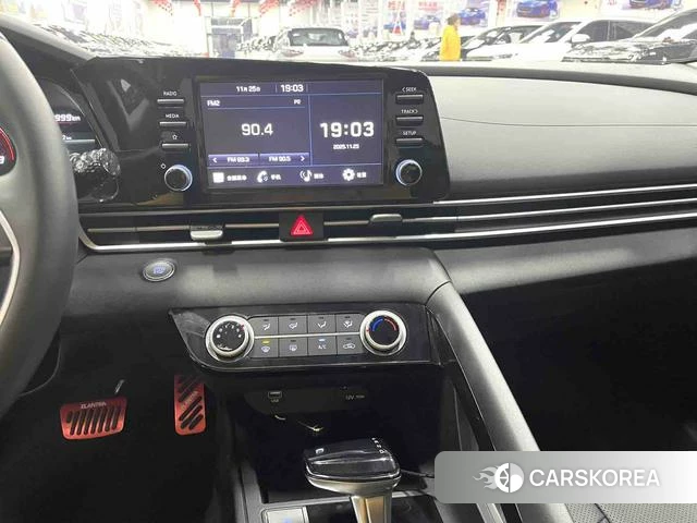 Hyundai Elantra 2022 Синий из Китая