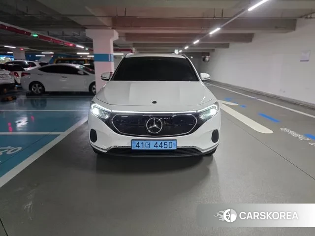 Mercedes-Benz EQA H243 2022 Белый из Кореи