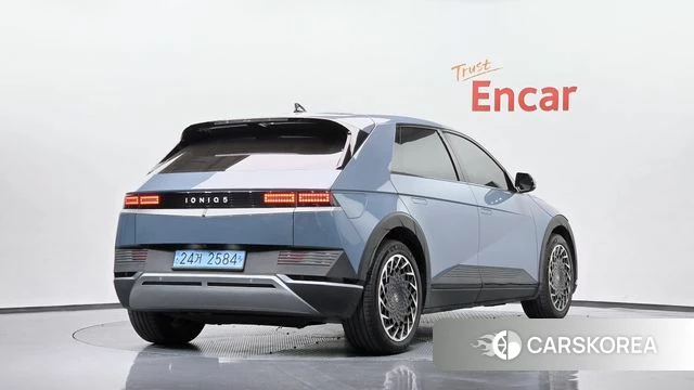 Hyundai Ionic 5 2024 Светло-серебряный цвет из Кореи