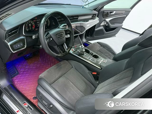 Audi A6 (import) 2021 Черный из Китая