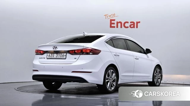 Hyundai Avante AD 2018 Белый из Кореи