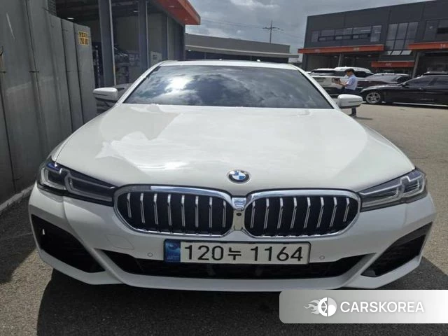 BMW 5 Series (G30) 2021 Белый из Кореи