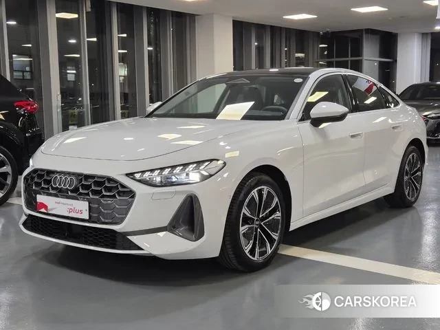 Audi A5 (B10) 2025 Белый из Кореи