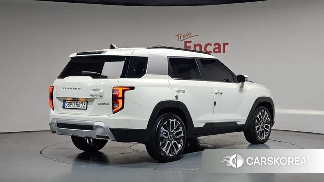 Ssangyong Torres 2023 Белый из Кореи