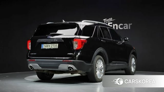 Ford Explorer 6th Generation 2022 Черный из Кореи