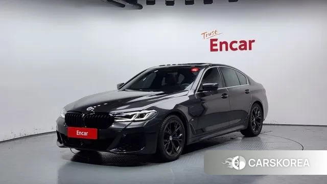 BMW 5 Series (G30) 2023 Серый из Кореи