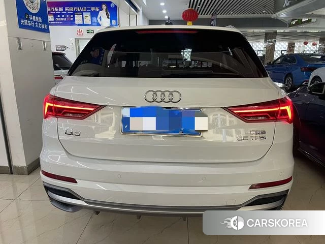 Audi Q3 2022 Белый из Китая