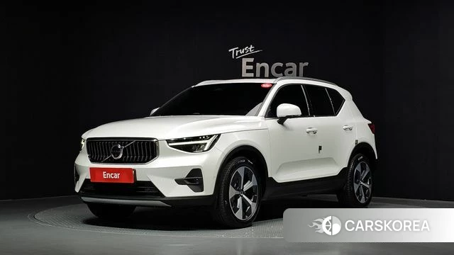 Volvo XC40 2023 Белый из Кореи
