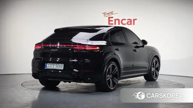 Porsche Cayenne (PO536) 2023 Черный из Кореи