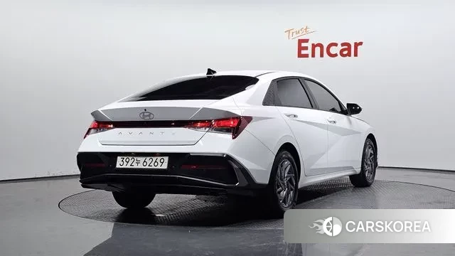 Hyundai The New Avante Hybrid (CN7) 2025 Белый из Кореи