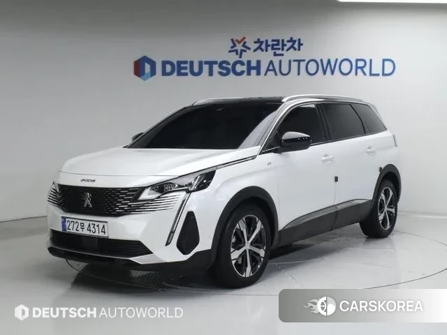 Peugeot 5008 second generation 2023 Белый из Кореи