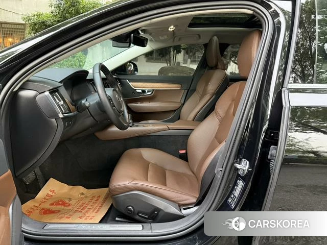 Volvo S90 2020 Черный из Китая