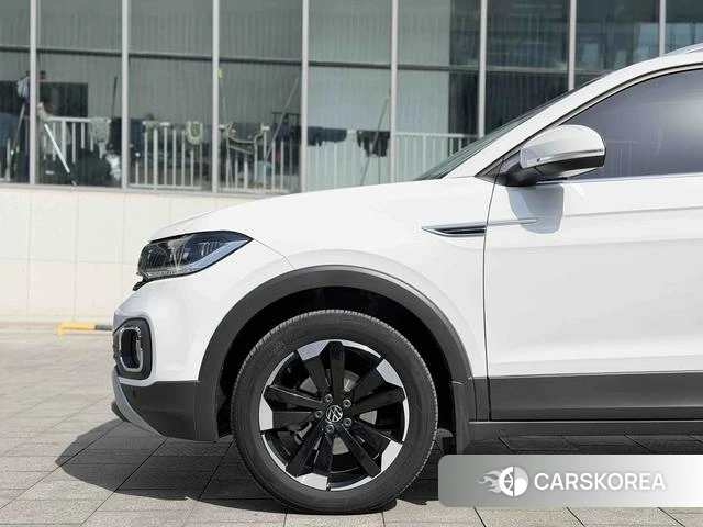 Volkswagen Exploring the shadow 2022 Белый из Китая