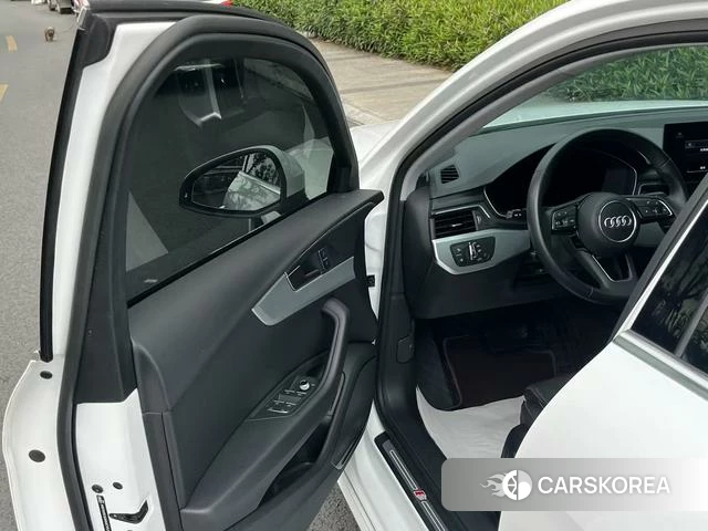 Audi A4L 2024 Белый из Китая