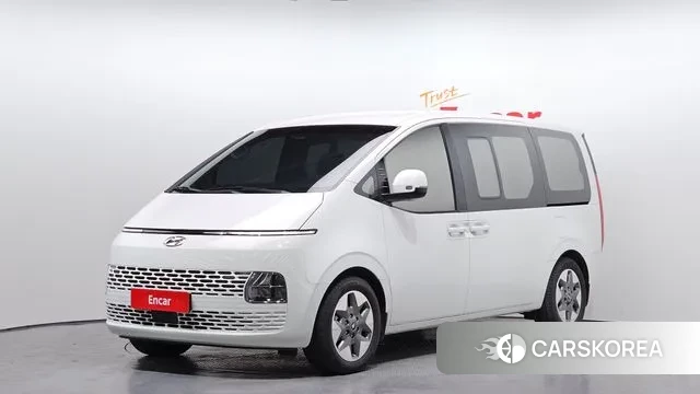 Hyundai Staria 2023 Белый из Кореи