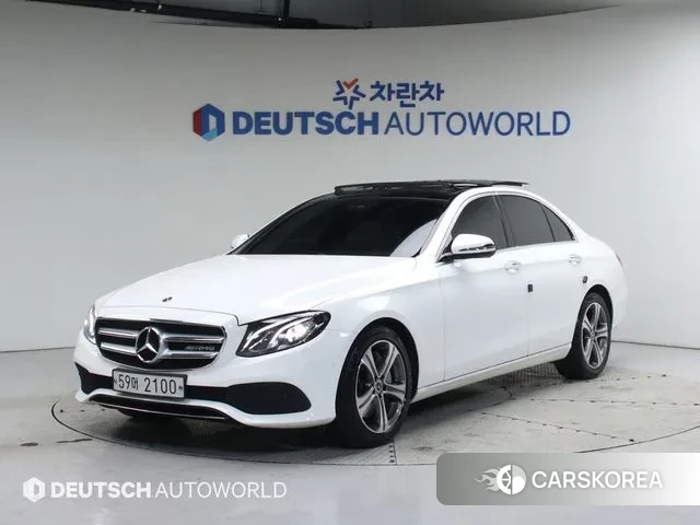Mercedes-Benz E-Class W213 2019 Белый из Кореи