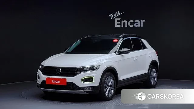 Volkswagen T-Roc 2021 Белый из Кореи