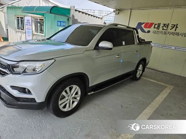 Ssangyong Rexton Sports 2019 Серебряный из Кореи