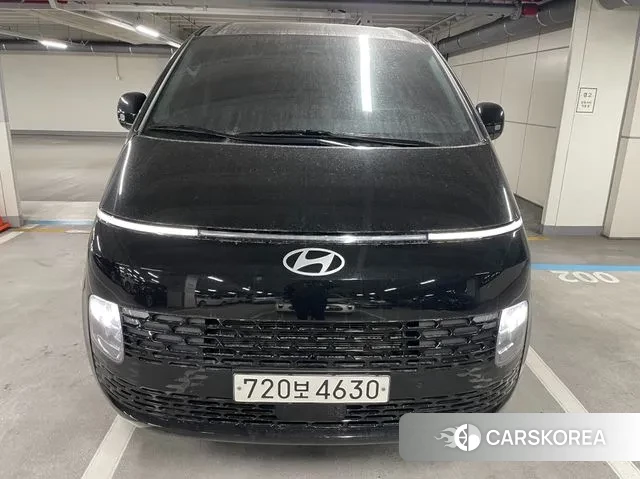 Hyundai Staria 2025 Черный из Кореи