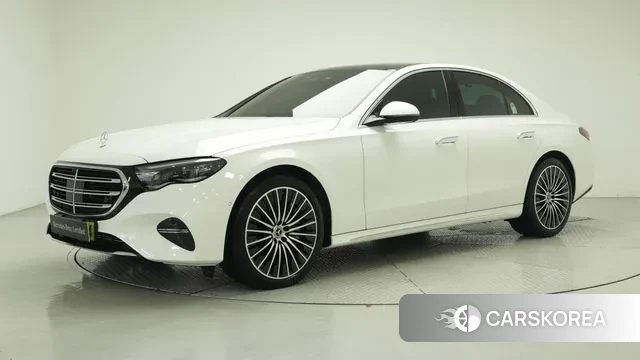 Mercedes-Benz E-Class W214 2024 Белый из Кореи