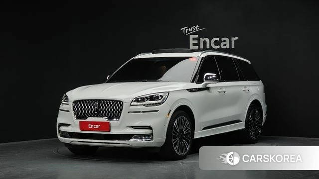 Lincoln Aviator 2nd generation 2021 Белый из Кореи