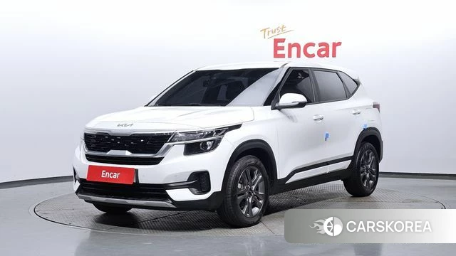 Kia Seltos 2022 Белый из Кореи
