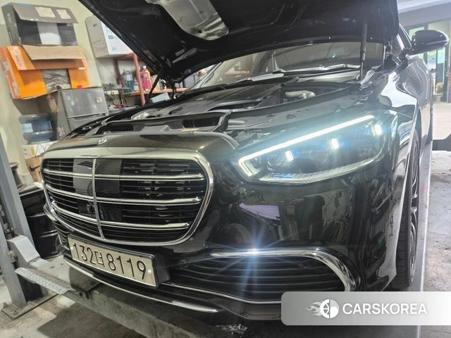 Mercedes-Benz S-Class W223 2024 Черный из Кореи