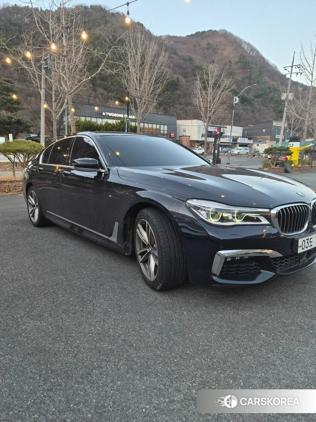 BMW 7 Series (G11) 2018 Черный из Кореи