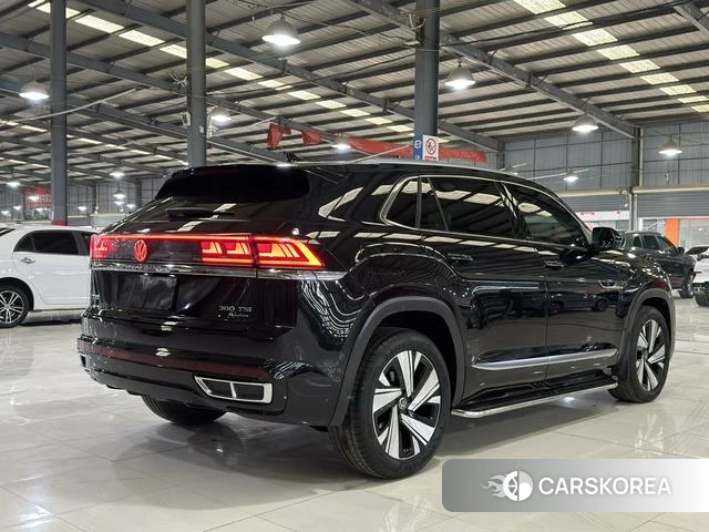 Volkswagen Tourang 2025 Черный из Китая
