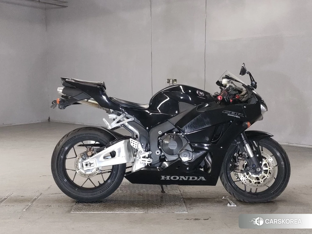 Проданный Honda CBR600RR 2016 из Японии, фото 2
