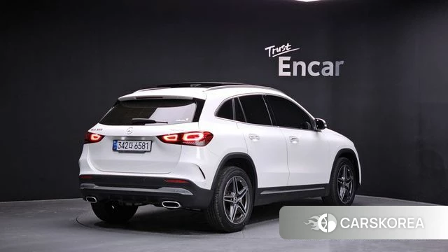 Mercedes-Benz GLA - Class H247 2020 Белый из Кореи