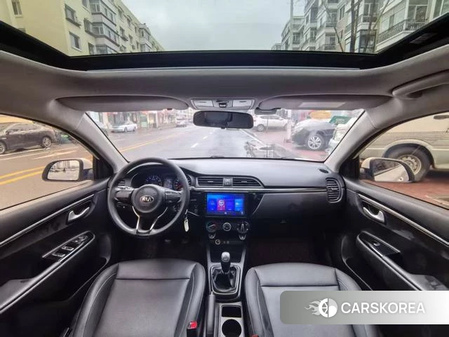 Kia K2 2018 Белый из Китая